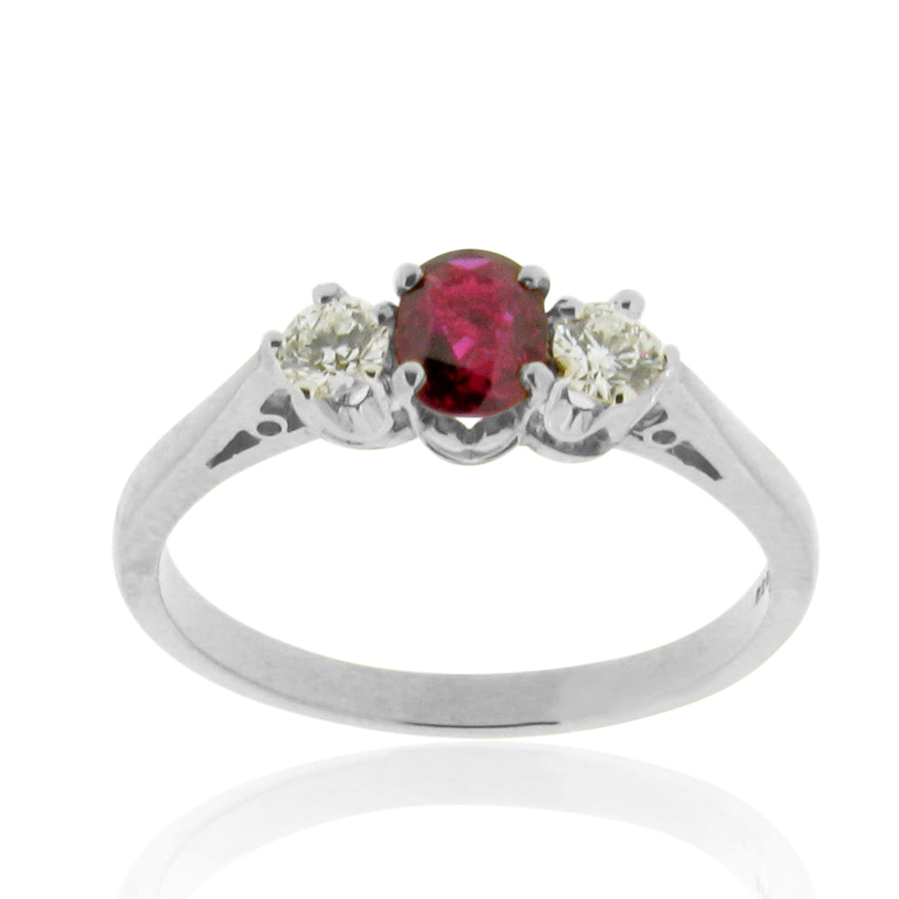 Traditional style Ruby & Daimond 3 stone Ring